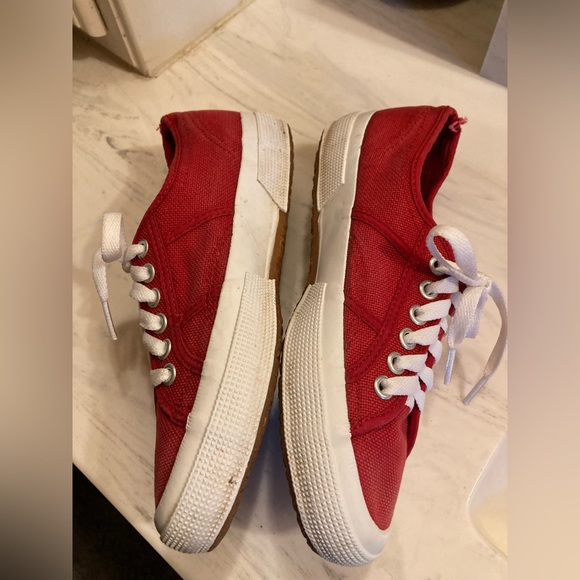 Red Skate Shoes by The Limited, Vans Style - Picture 3 of 8